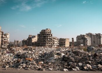 Гатачка која тврди дека ја „предвидела војната во 2026“ најавува девет катастрофи до крајот на годината