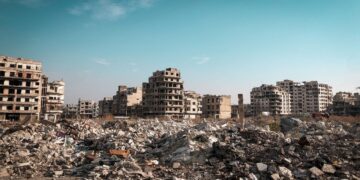 Гатачка која тврди дека ја „предвидела војната во 2026“ најавува девет катастрофи до крајот на годината