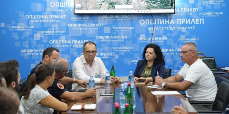 Проданоски: Сите расположливи сили се ставени во функција – приоритет е заштитата на населените места во Мариово