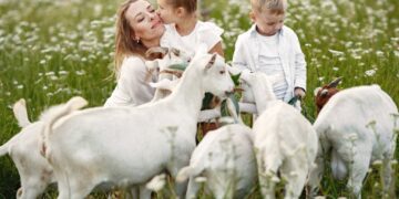 Научниците откриваат зошто децата што растат на село поретко имаат алергии и астма