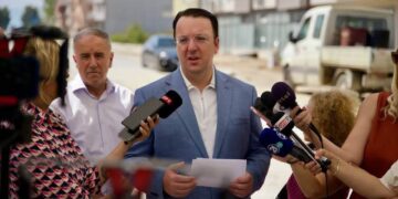 Николоски: Инвестираме над 5,6 милиони евра во капитални проекти за развој на Струга
