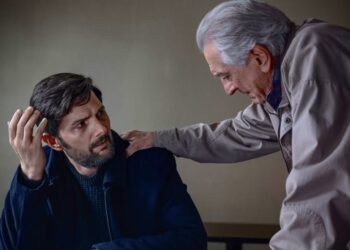 „The Whisper Man“: Дали Роберт де Ниро конечно ја заработи пензијата? Судејќи по оваа глупост – не!