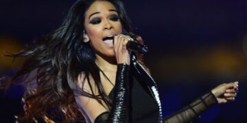 На 47 години повторно седна во студентска клупа: Ѕвездата на „Destiny’s Child“ откри што студира