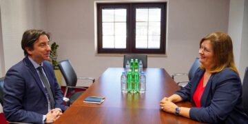 Божиновска на проштална средба со британскиот амбасадор Лосон: Партнерството отвора нови можности во енергетиката и инвестициите