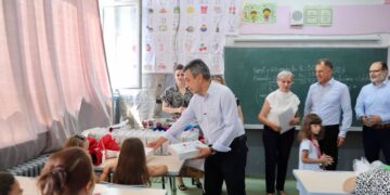 Меџити: Подобрите услови во училиштата се најубавиот подарок за учениците на почетокот на учебната година