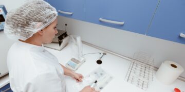 Од фармата до вашата чаша: Што го прави млекото на „Здравје“ препознатливо по квалитет и вкус?
