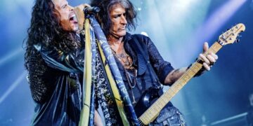 Легендарните Aerosmith повторно на сцена: По три години пауза, Стивен Тајлер се враќа со спектакл и светски музички ѕвезди!