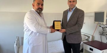Бурим Љатифи во посета на Торакална хирургија: АД МЕПСО донираше средства за нови болнички кревети