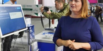 Божиновска: ЕСМ продава евтина струја, попустот на ОКТА продолжува, познати роковите за гасоводите